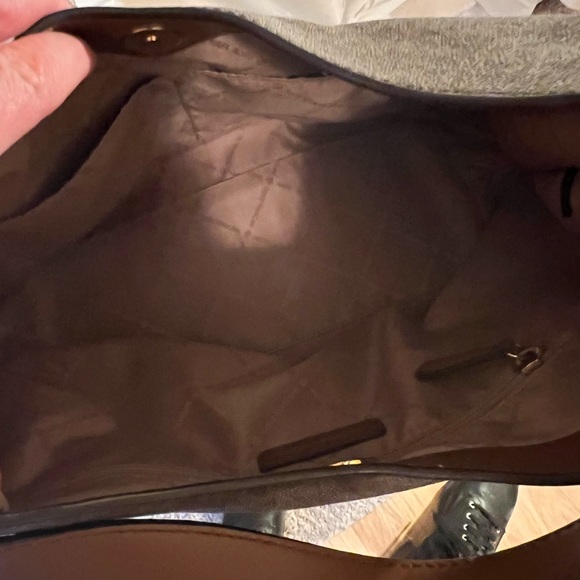 Michael Kors Black and Brown Shoulder Bag - Picture 4 of 9